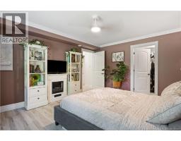 98 Pleasant Unit 202, photo 17