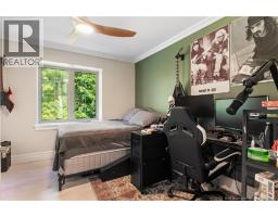 98 Pleasant Unit 202, photo 19