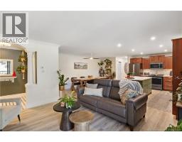 98 Pleasant Unit 202, photo 6