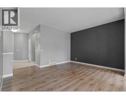 Primary Bedroom - 14 Kingfisher Crescent Se, Airdrie, AB T4A0X5 Photo 6