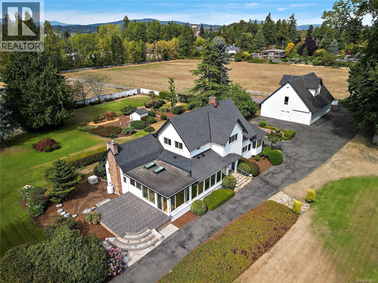 3190 Martindale Rd, Central Saanich