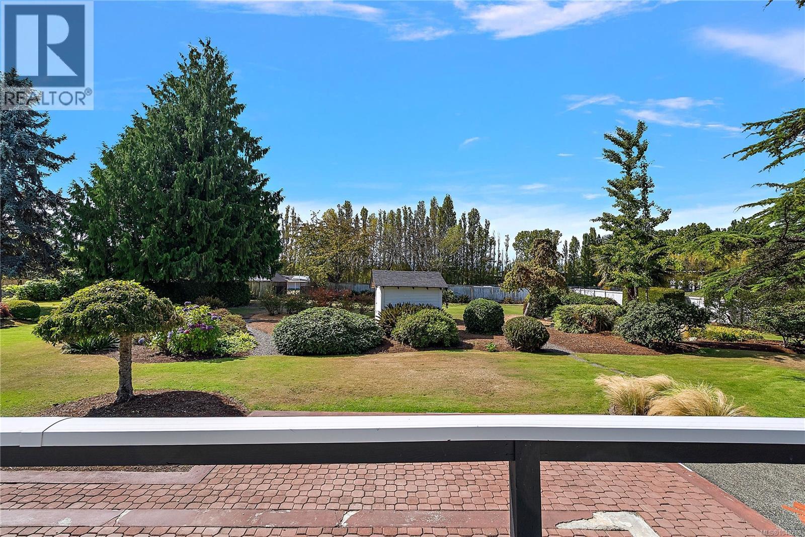 3190 Martindale Rd, Central Saanich
