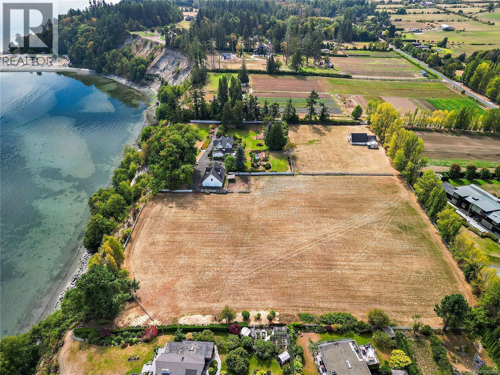 3190 Martindale Rd, Central Saanich