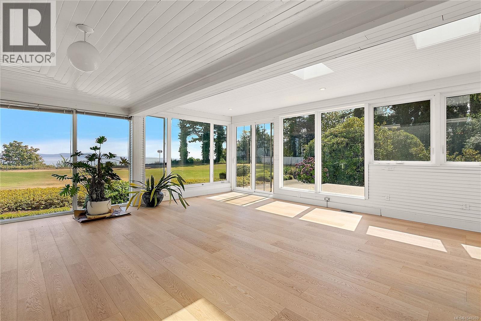 3190 Martindale Rd, Central Saanich