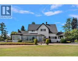 3190 Martindale Rd, Central Saanich, BC V8M1W6 Photo 51