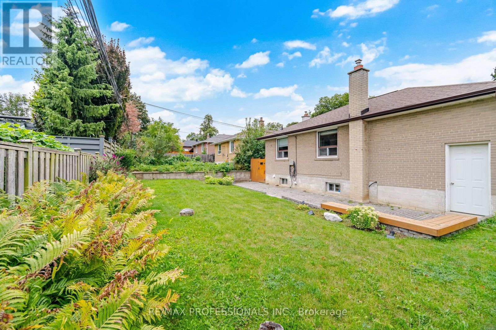 147 CHAPMAN ROAD - 38