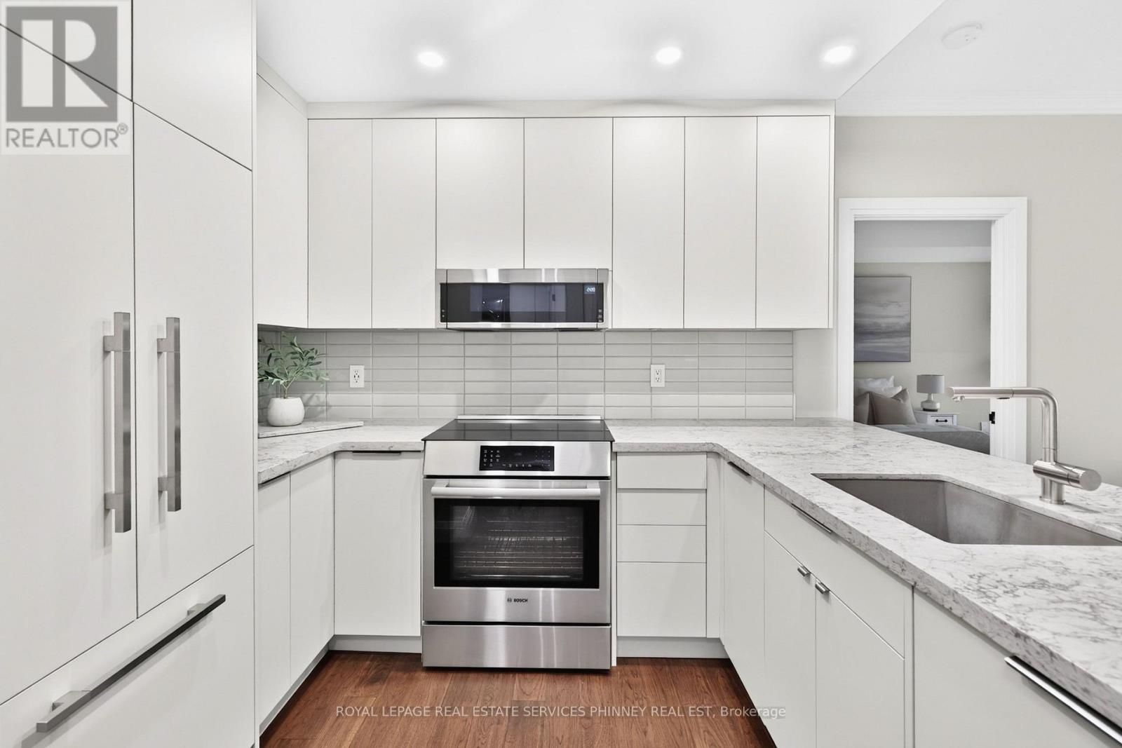 407 - 2511 LAKESHORE ROAD W, Oakville (BR Bronte) — photo 8