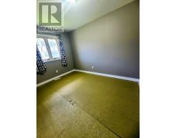 43 Poplar Rd, Elliot Lake, ON P5A2J4 Photo 12
