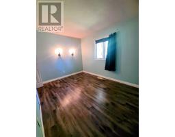 43 Poplar Rd, Elliot Lake, ON P5A2J4 Photo 13