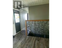 43 Poplar Rd, Elliot Lake, ON P5A2J4 Photo 9