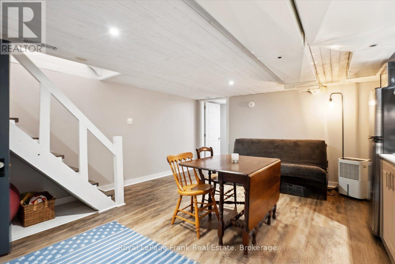 108 GREENWOOD AVENUE - Image 27