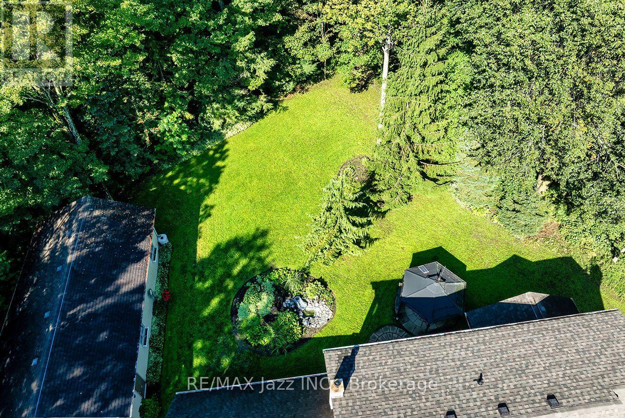 20 TIMBERLANE COURT - 43