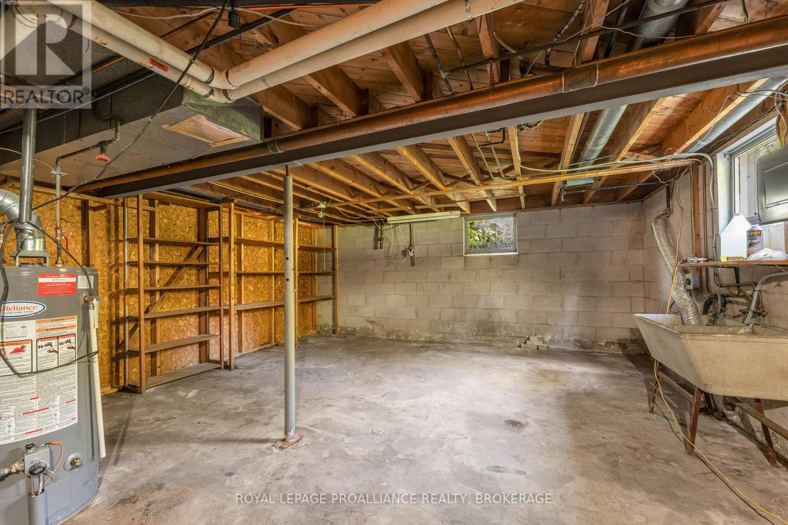 421 WINDWARD PLACE - Image 31