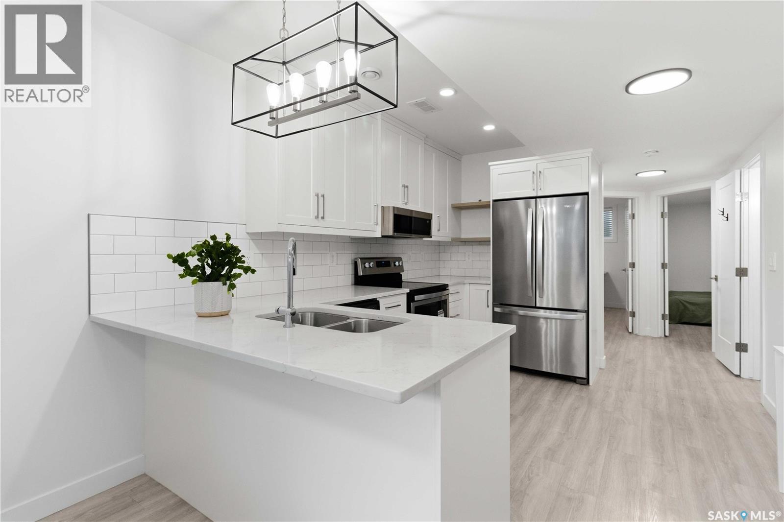 729 1st STREET E, Saskatoon — photo 35