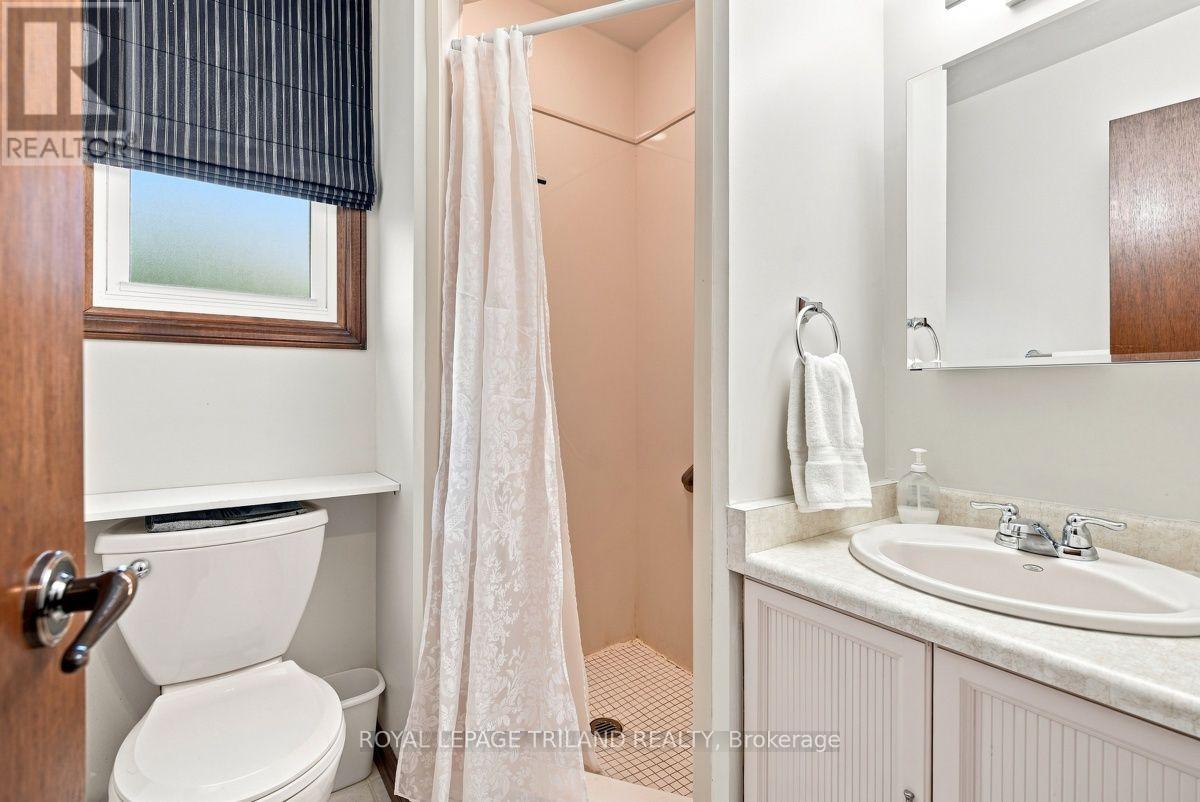 7 GLENVIEW CRESCENT - Image 23