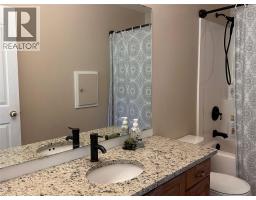 3966 Hwy 3 Highway, Rock Creek, BC V0H1Y0 Photo 15