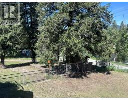 3966 Hwy 3 Highway, Rock Creek, BC V0H1Y0 Photo 23