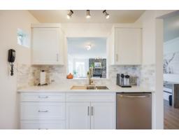 208 32075 George Ferguson Way, Abbotsford, BC V2T2K7 Photo 14