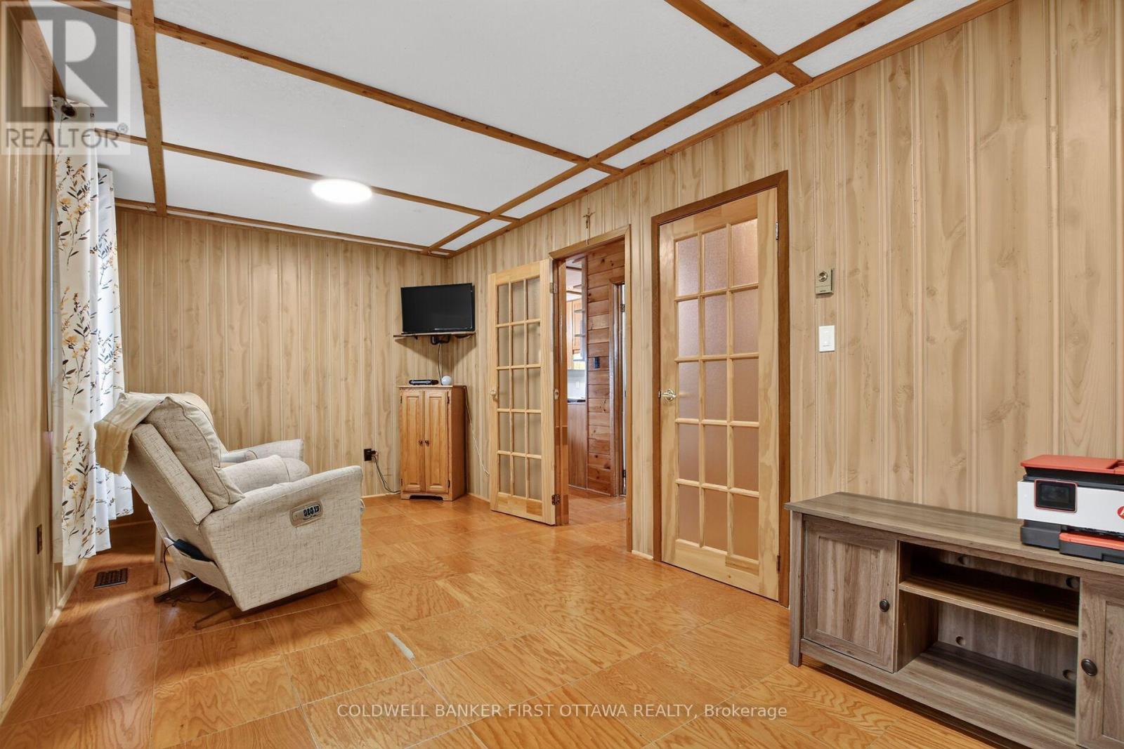 172 RICHARDS LANE - Image 32
