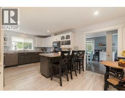 Living room - 5010 50 Avenue, Streamstown, AB T0B4G0 Photo 6