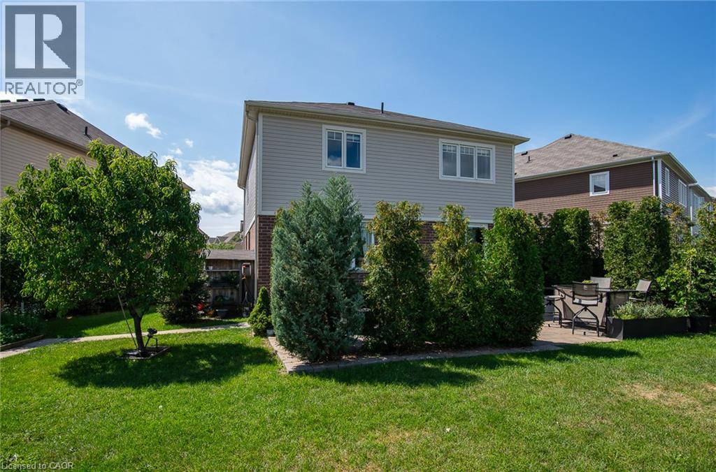 330 GROVEHILL Crescent - Image 9