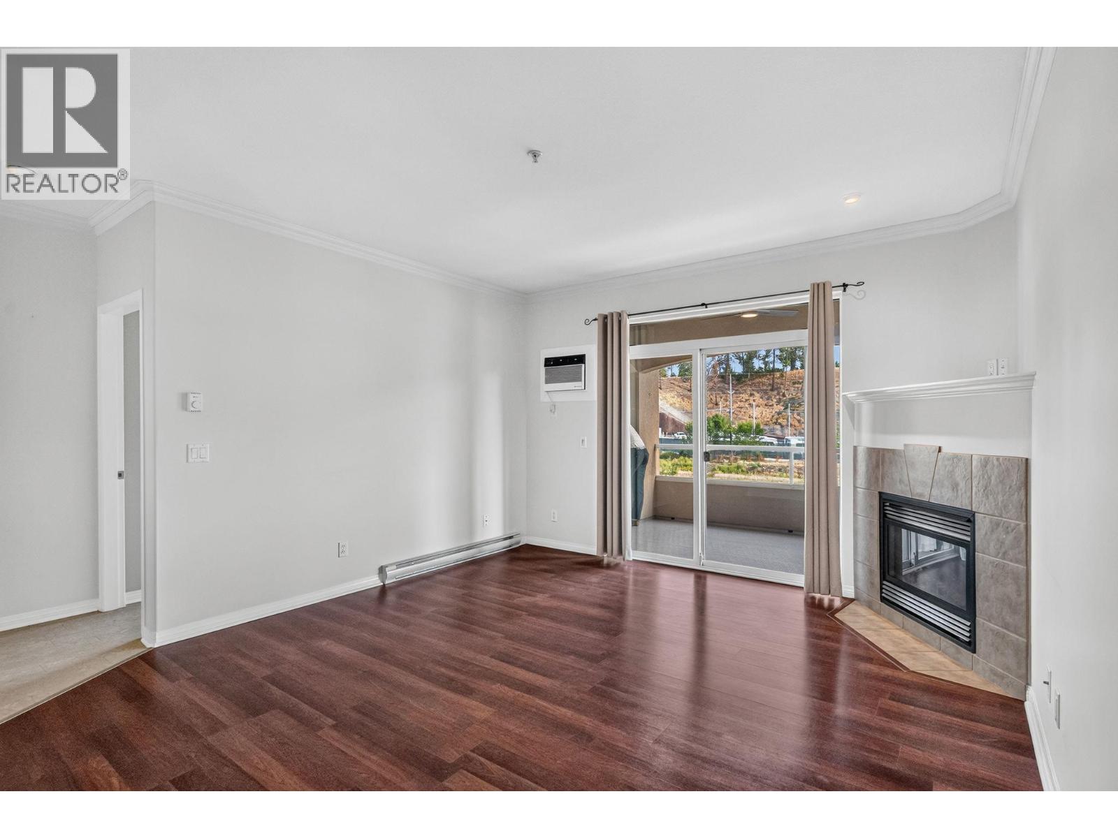 #214 1962 Enterprise Way - Image 6