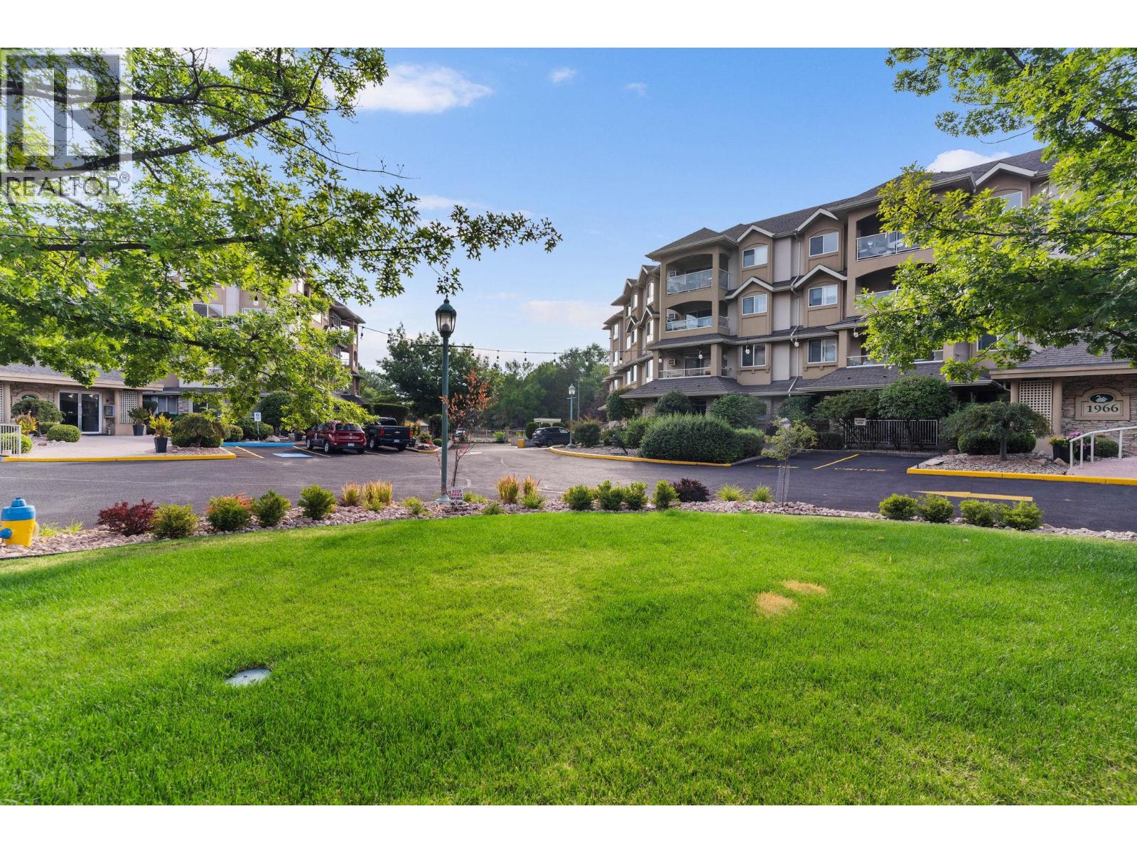 #214 1962 Enterprise Way - Image 27
