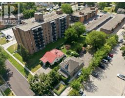 3426 Peter Street, Windsor, ON N9C1J3 Photo 14