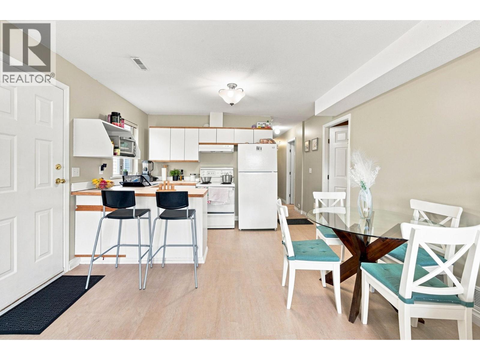 2152 PITT RIVER ROAD, Port Coquitlam