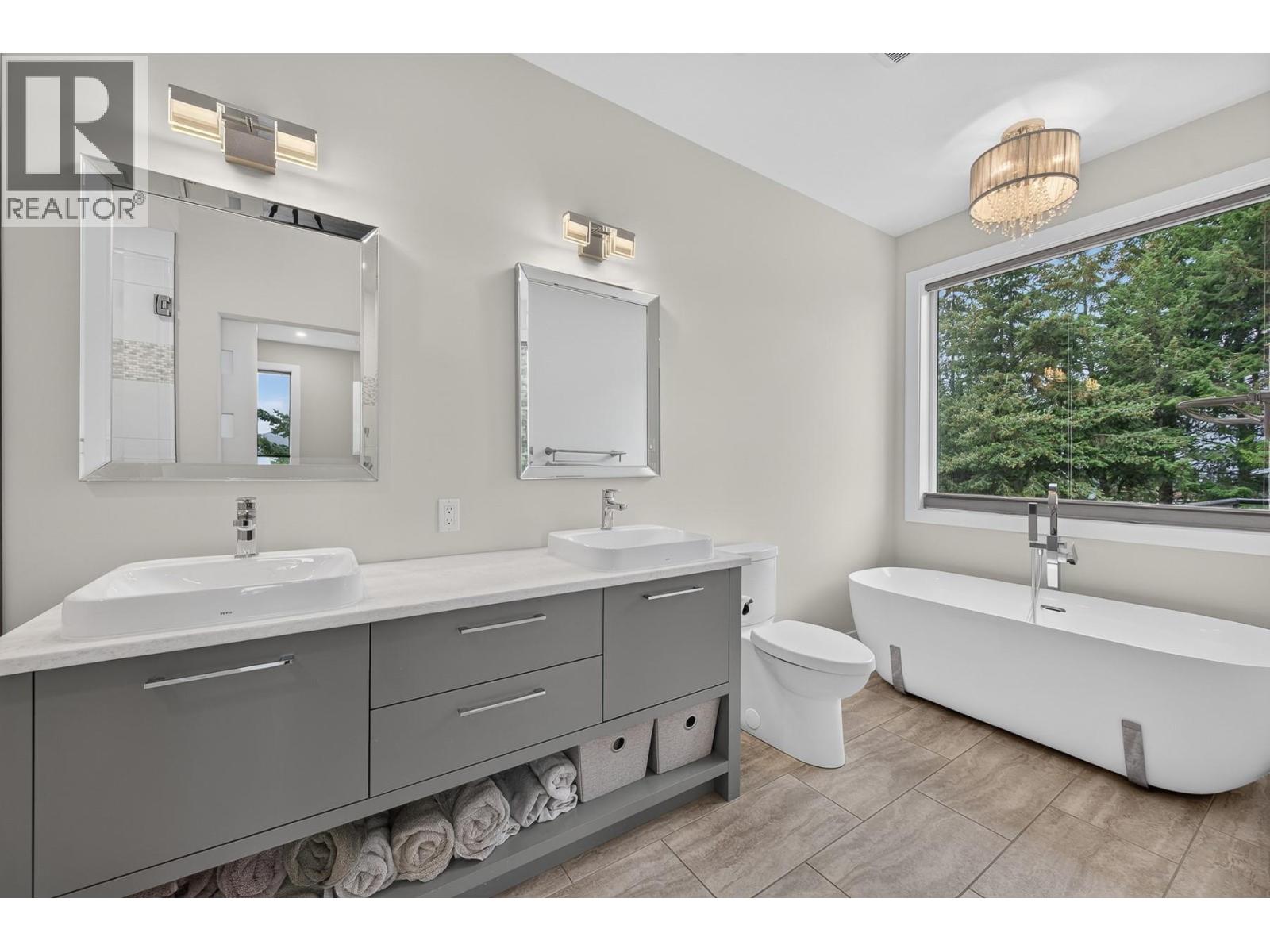 2291 4B Avenue SE - 36