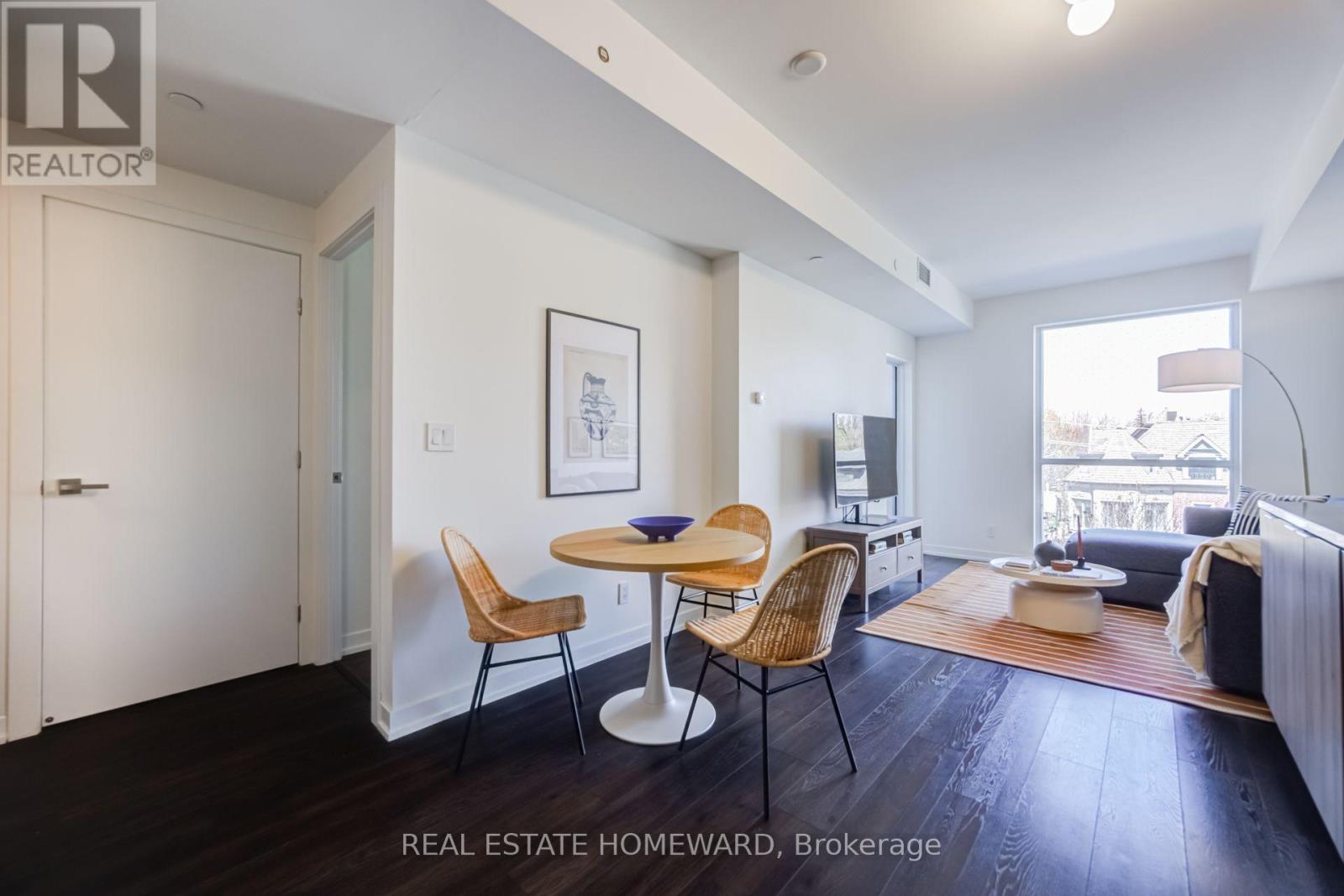 #309 223 ST CLAIR AVENUE W - 13