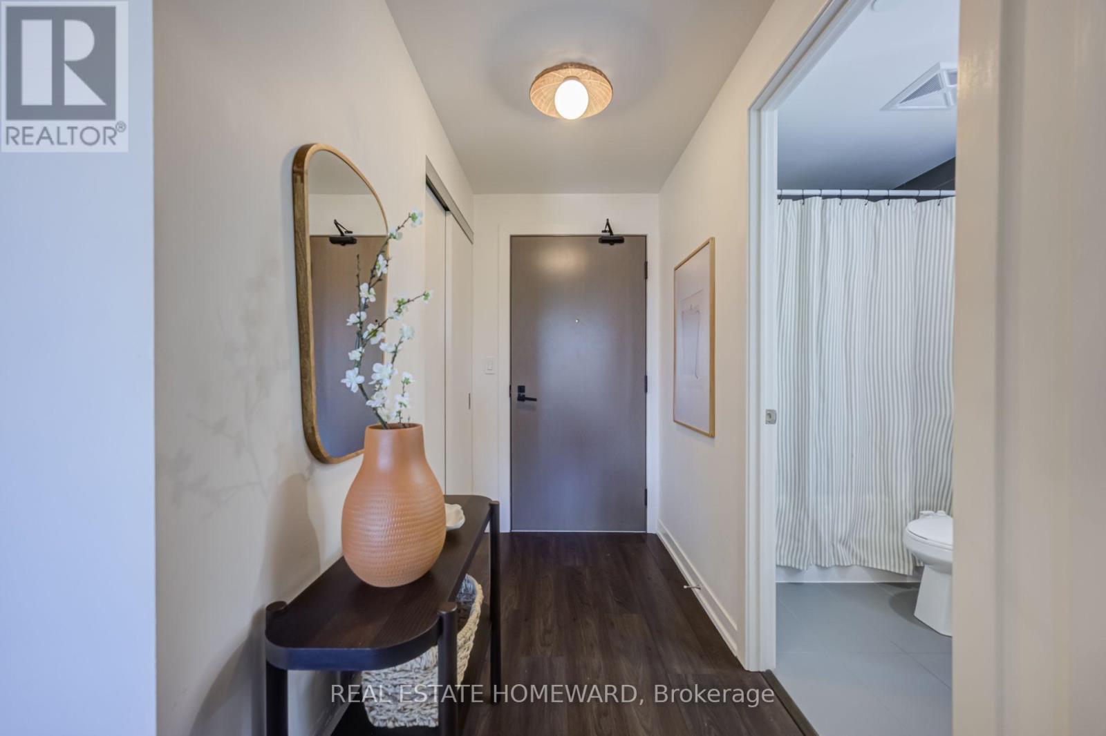 #309 223 ST CLAIR AVENUE W - 3