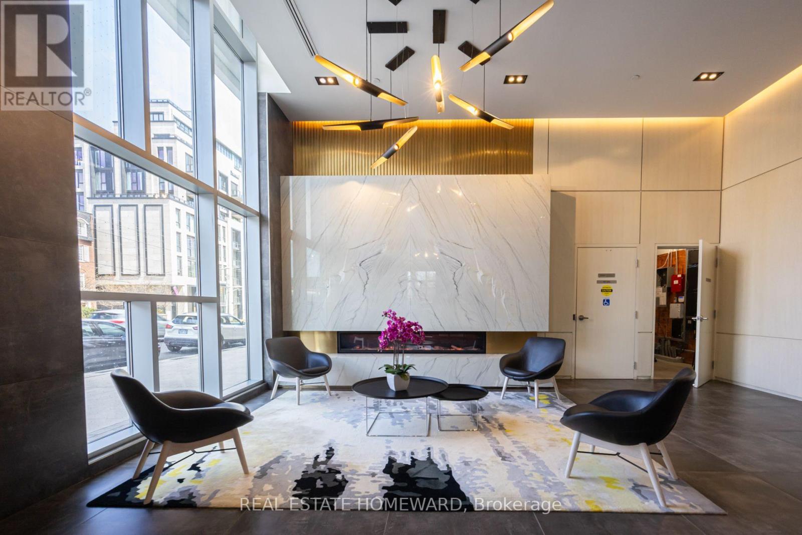 #309 223 ST CLAIR AVENUE W - 32