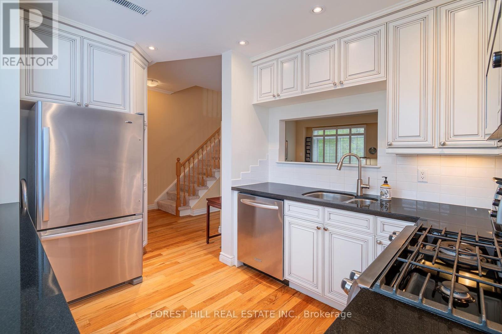 1A HEATHDALE ROAD - 14