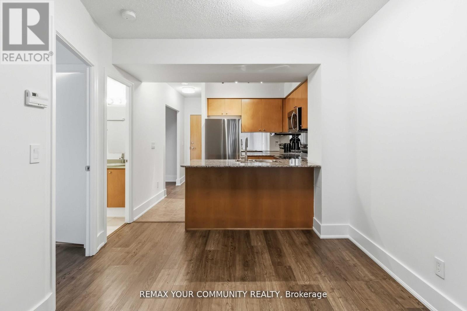 #606 8 SCOLLARD STREET - 11