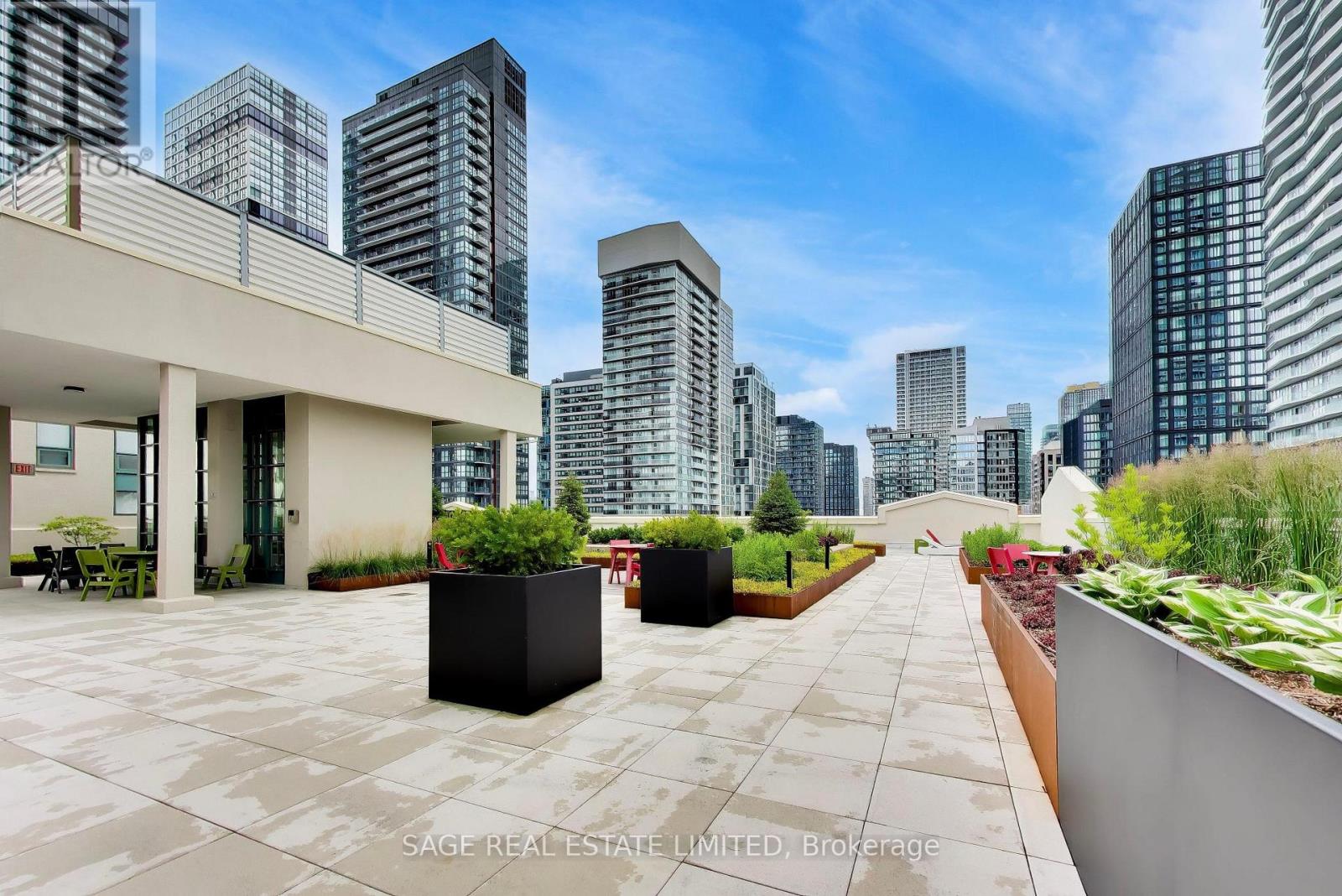 #521 155 DALHOUSIE STREET - 43