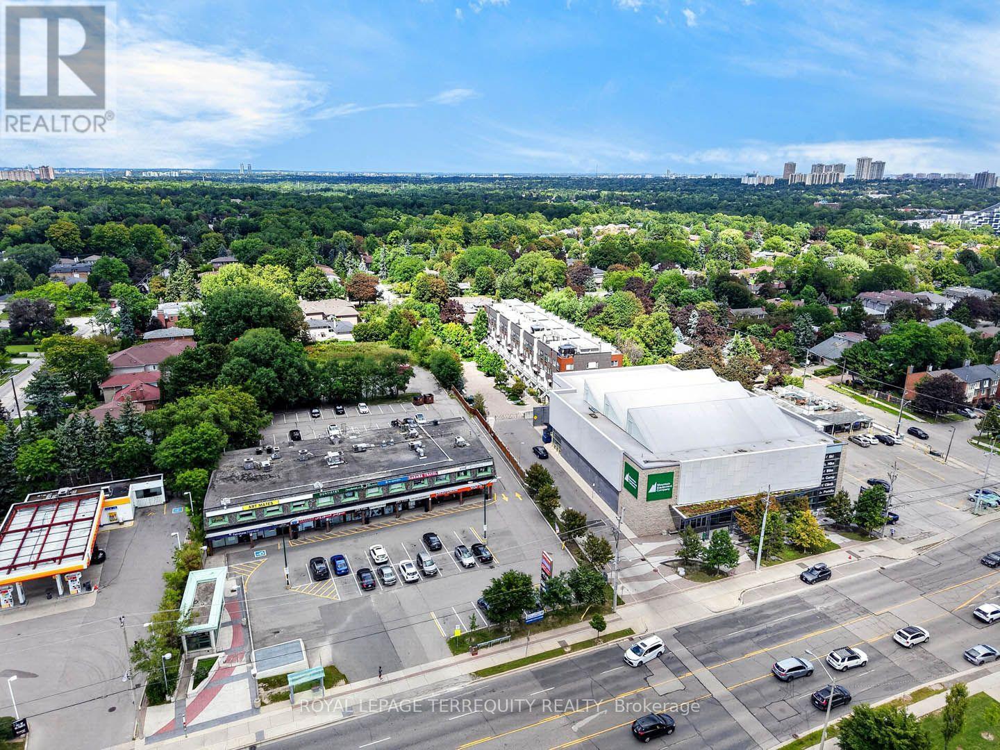 #16 780 SHEPPARD AVENUE E - 46