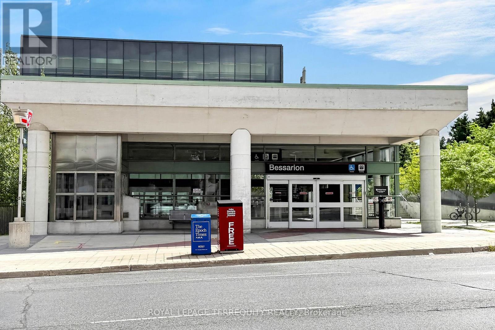 #16 780 SHEPPARD AVENUE E - 50