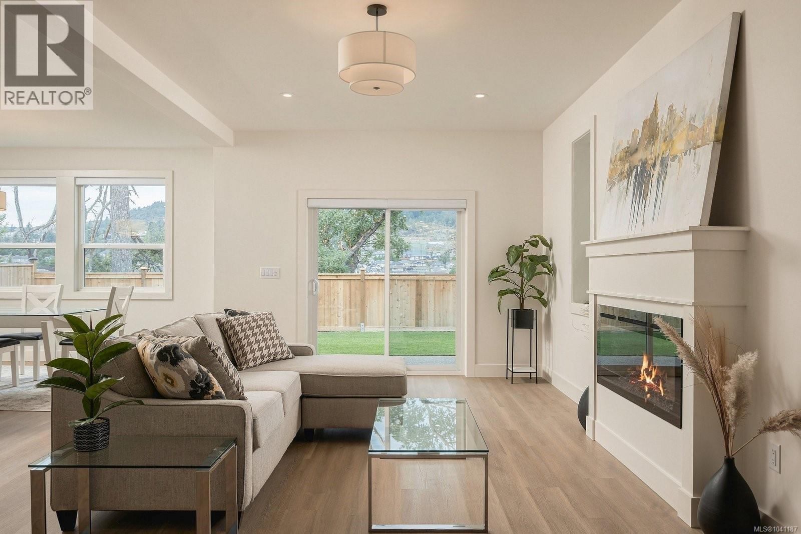 671 Madrona Pl, Langford — photo 8