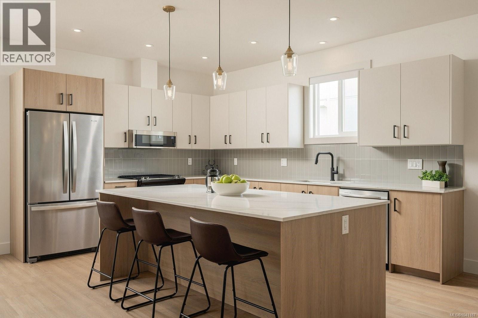 671 Madrona Pl - 10