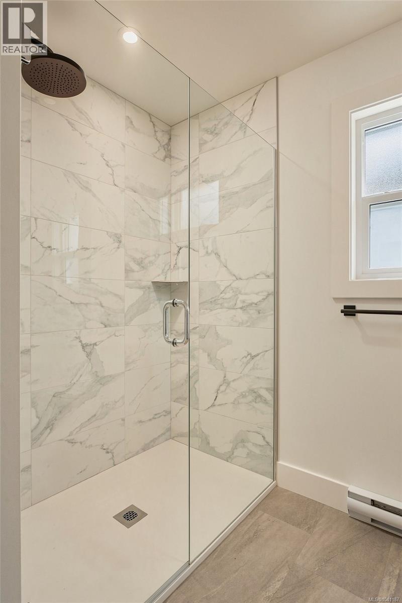 671 Madrona Pl - 22