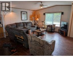 4pc Bathroom - 4915 1 Street, Donnelly, AB T0H1G0 Photo 9