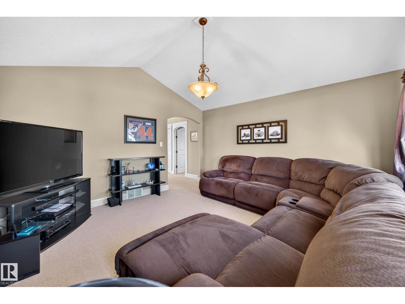 4207 157 AV NW - 28