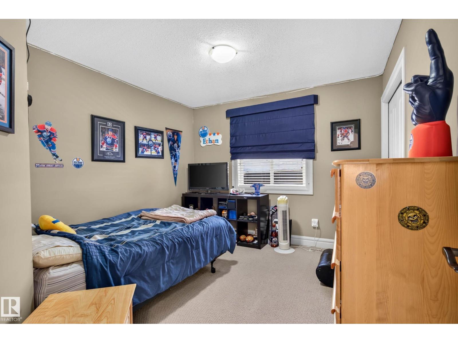 4207 157 AV NW - 29