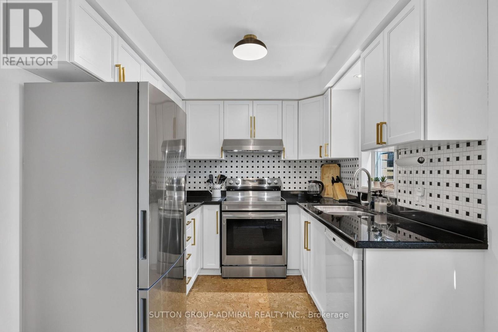 359 JOHN WEST WAY - 9