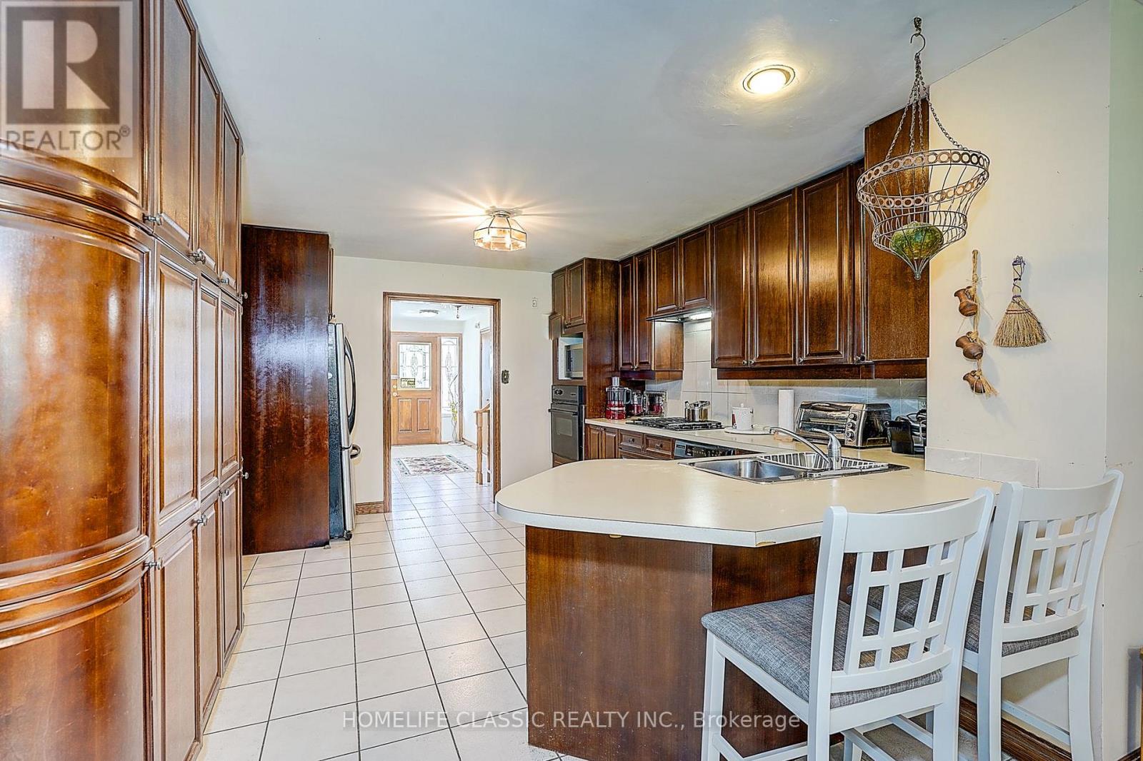 69 ELM AVENUE - 10