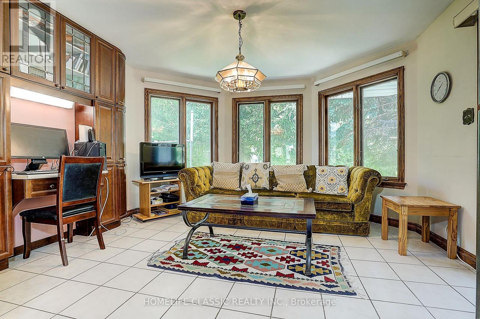 69 ELM AVENUE - 11