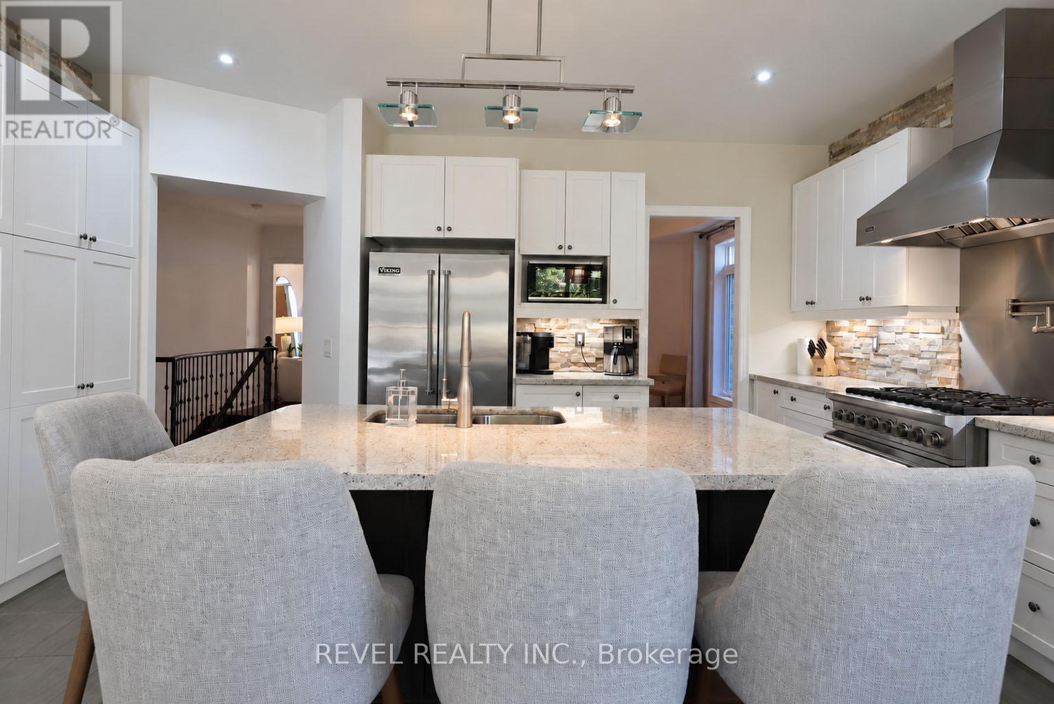 36 TURNER DRIVE - 10