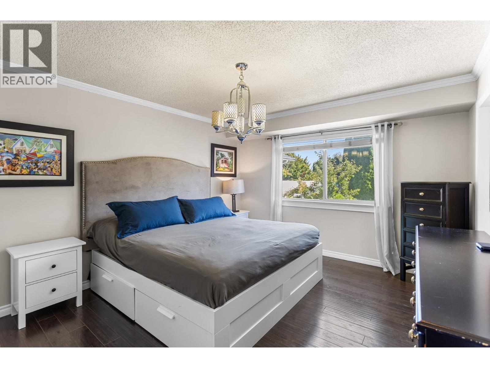 1949 TAYLOR STREET, Port Coquitlam