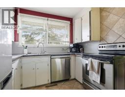 9032 Fairmount Drive Se, Calgary, AB T2H0Z5 Photo 11